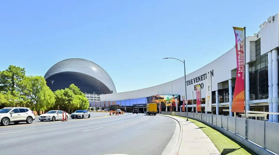 RE 2025｜远信发布构网型 浸没式液冷解决方案，为客户打造优质储能资产