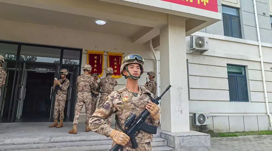 一身荣光、载誉归来！远信储能热烈欢迎受阅预备役方队于凡同志归队