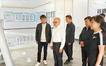 云南电网党委书记、董事长甘霖一行调研姚安远信储能产业园